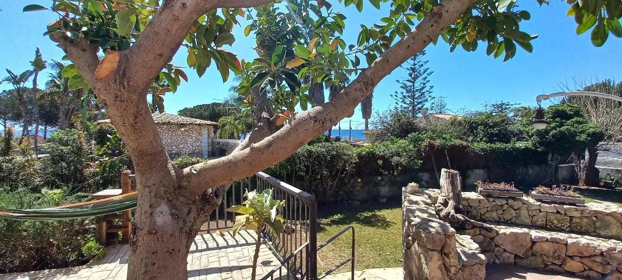 Villa A Due Passi Dal Mare Con Pisicna Fontane Bianche 0*,