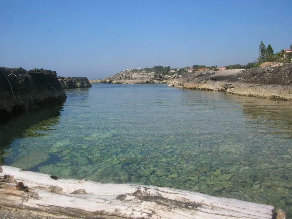 Casa vacanze Villa A Due Passi Dal Mare Con Pisicna Fontane Bianche Italia