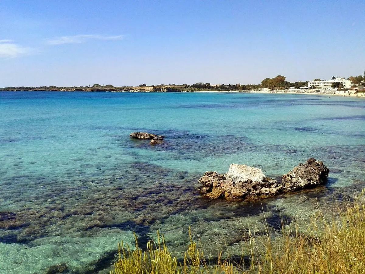 A Due Passi Dal Mare Con Piscina Villa Fontane Bianche 0*,